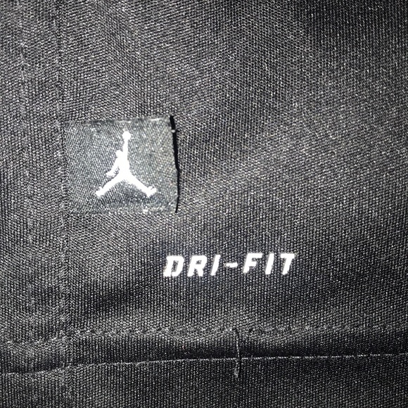 XL black boys Jorden dri fit shorts - Picture 3 of 7